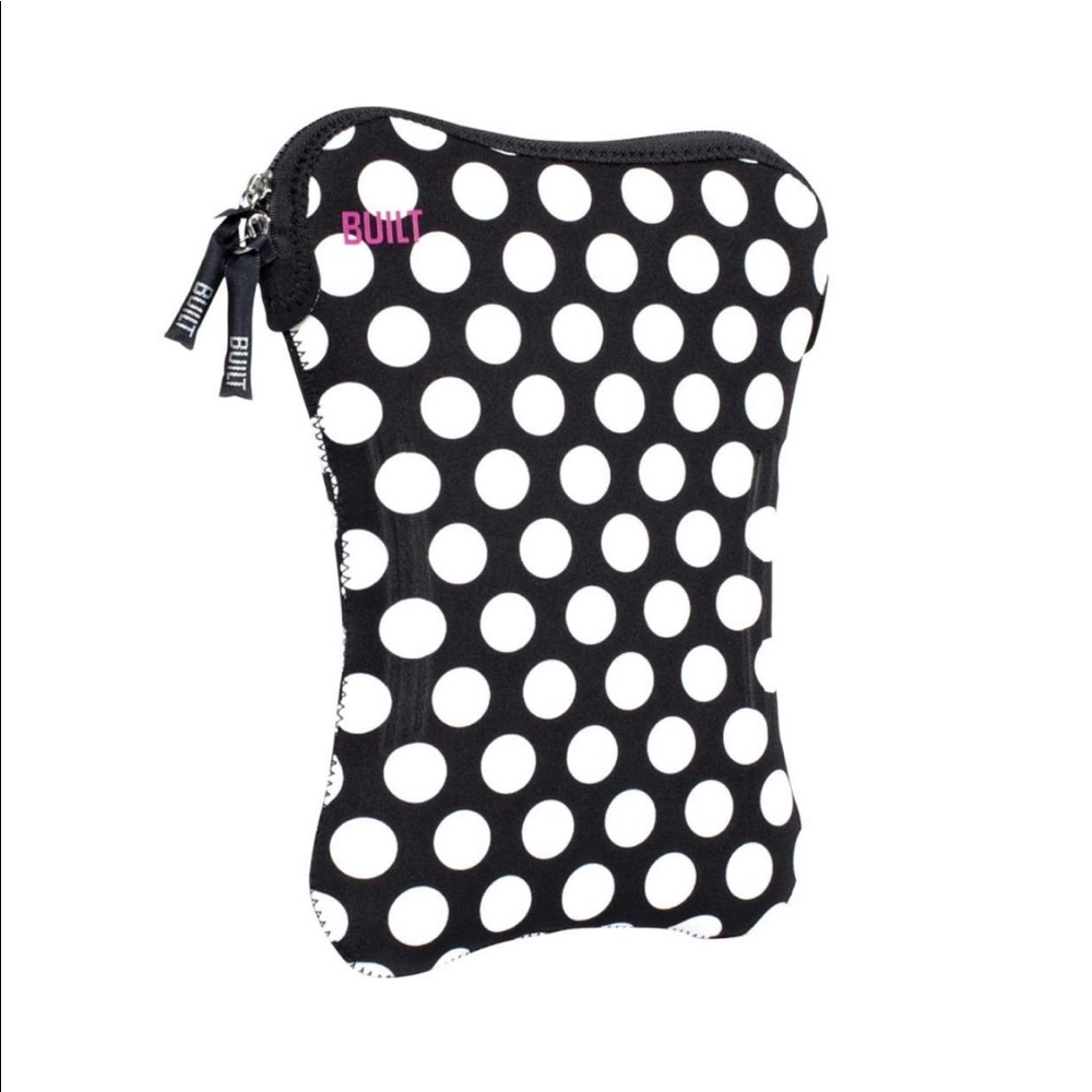 Built Black/White Polka Dot 16” Laptop Sleeve
